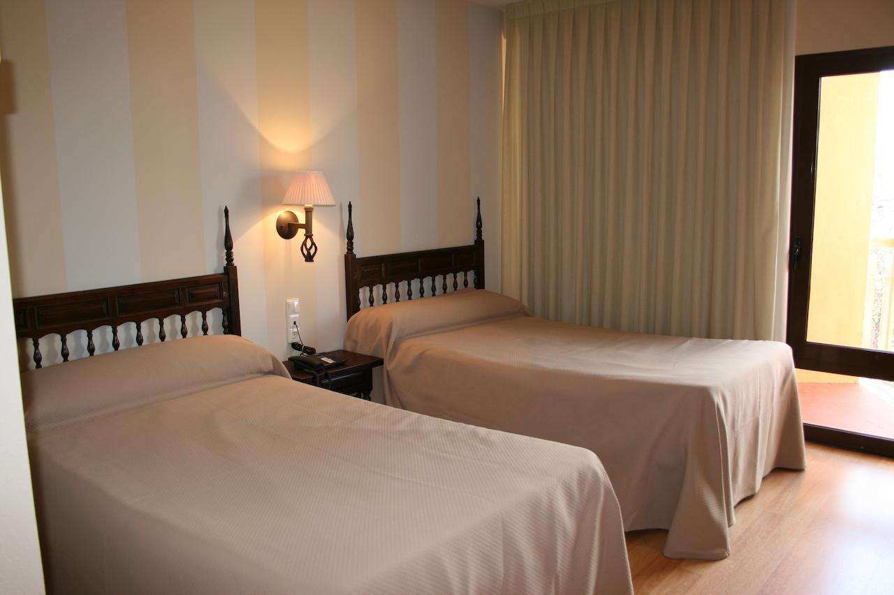 Hotel Cariñena الغرفة الصورة